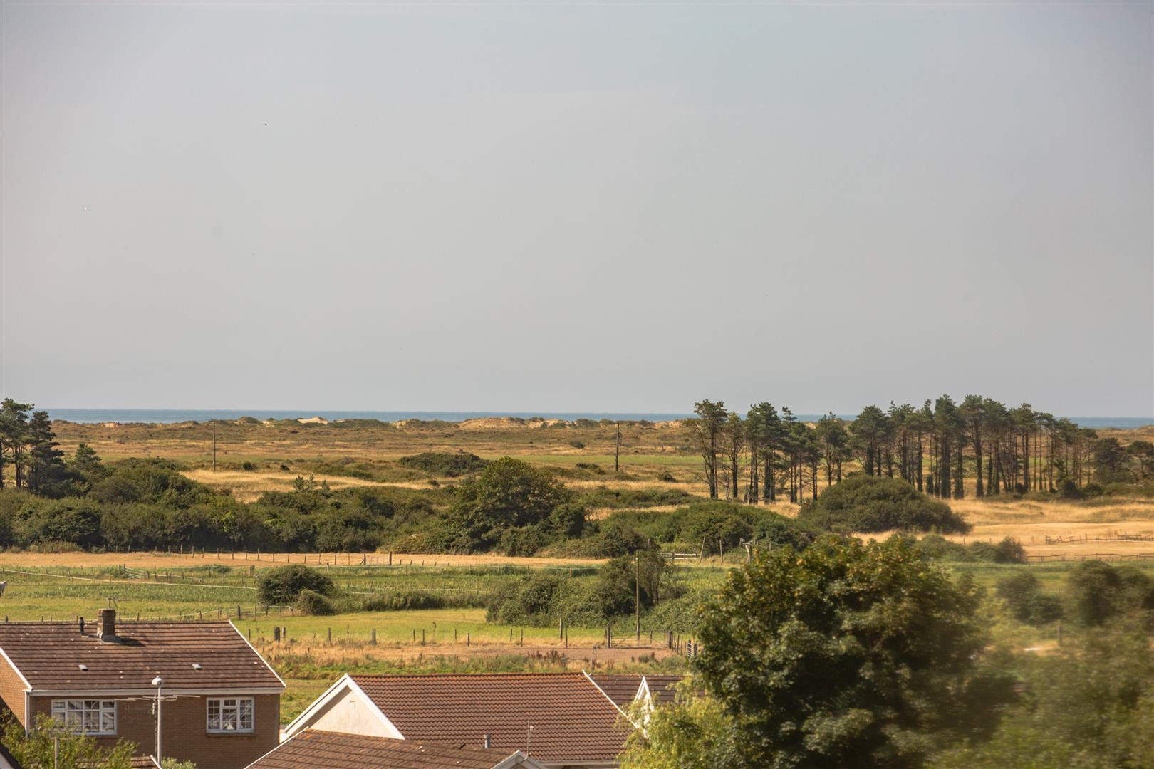 Gwscwm Road, Pembrey, Burry Port, SA16 0AQ